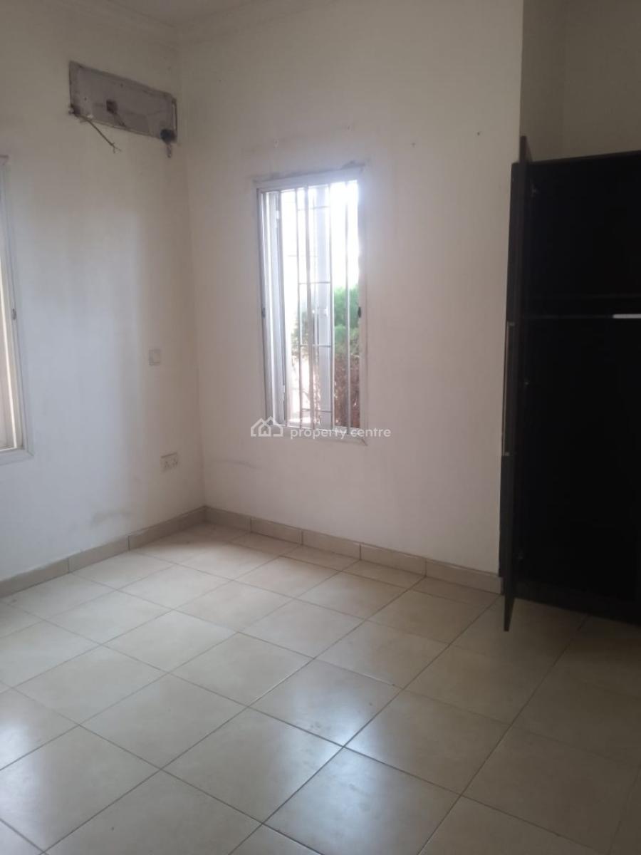 2 Bedroom Flat in a Secured Environment, Lekki Phase 1, Lekki, Lagos, Flat / Apartment for Rent