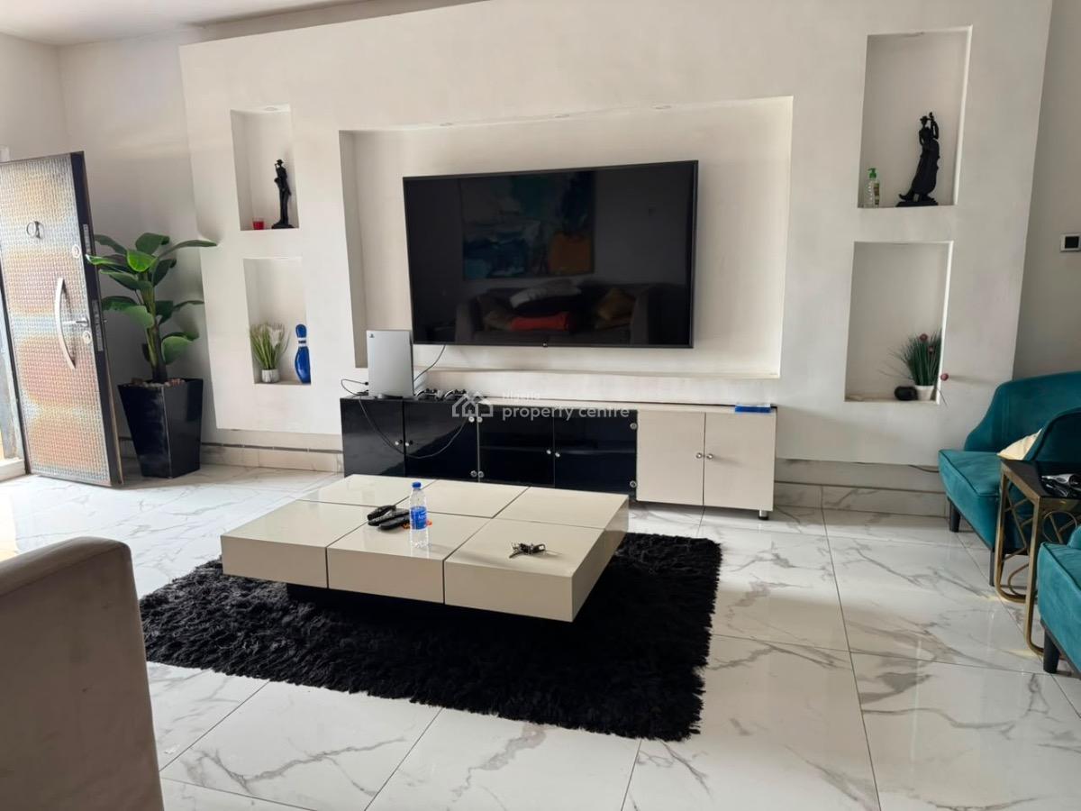 Luxury Furnished 3 Bedroom, Chevron Drive Paradise Estate, Lekki Phase 2, Lekki, Lagos, Flat / Apartment for Rent