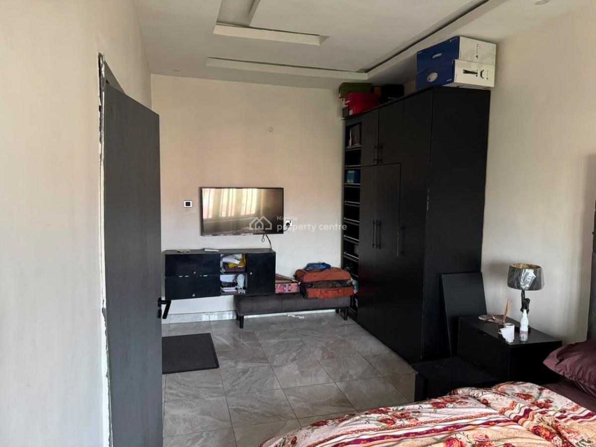 Luxury Furnished 3 Bedroom, Chevron Drive Paradise Estate, Lekki Phase 2, Lekki, Lagos, Flat / Apartment for Rent