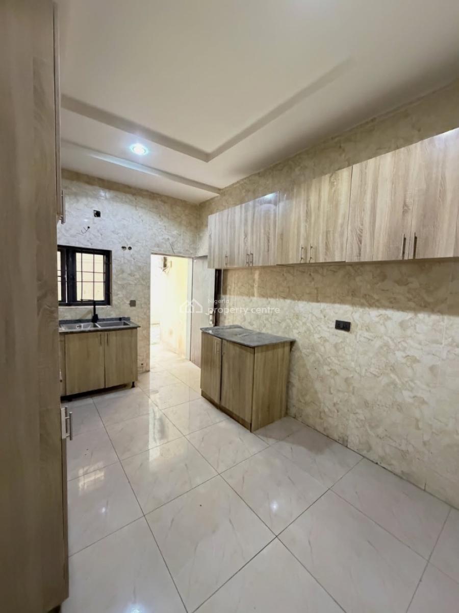 4 Bedroom Terrace, Guzape District, Abuja, Terraced Bungalow for Rent
