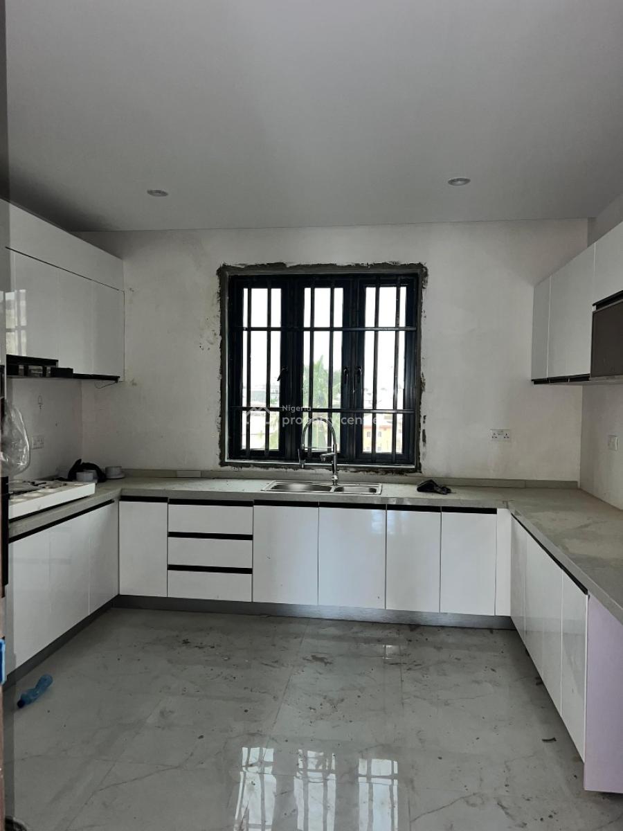 Family Friendly & Affordable 3 Bedroom Apartment with Elevator, Ikoyi, Lagos, Flat / Apartment for Sale