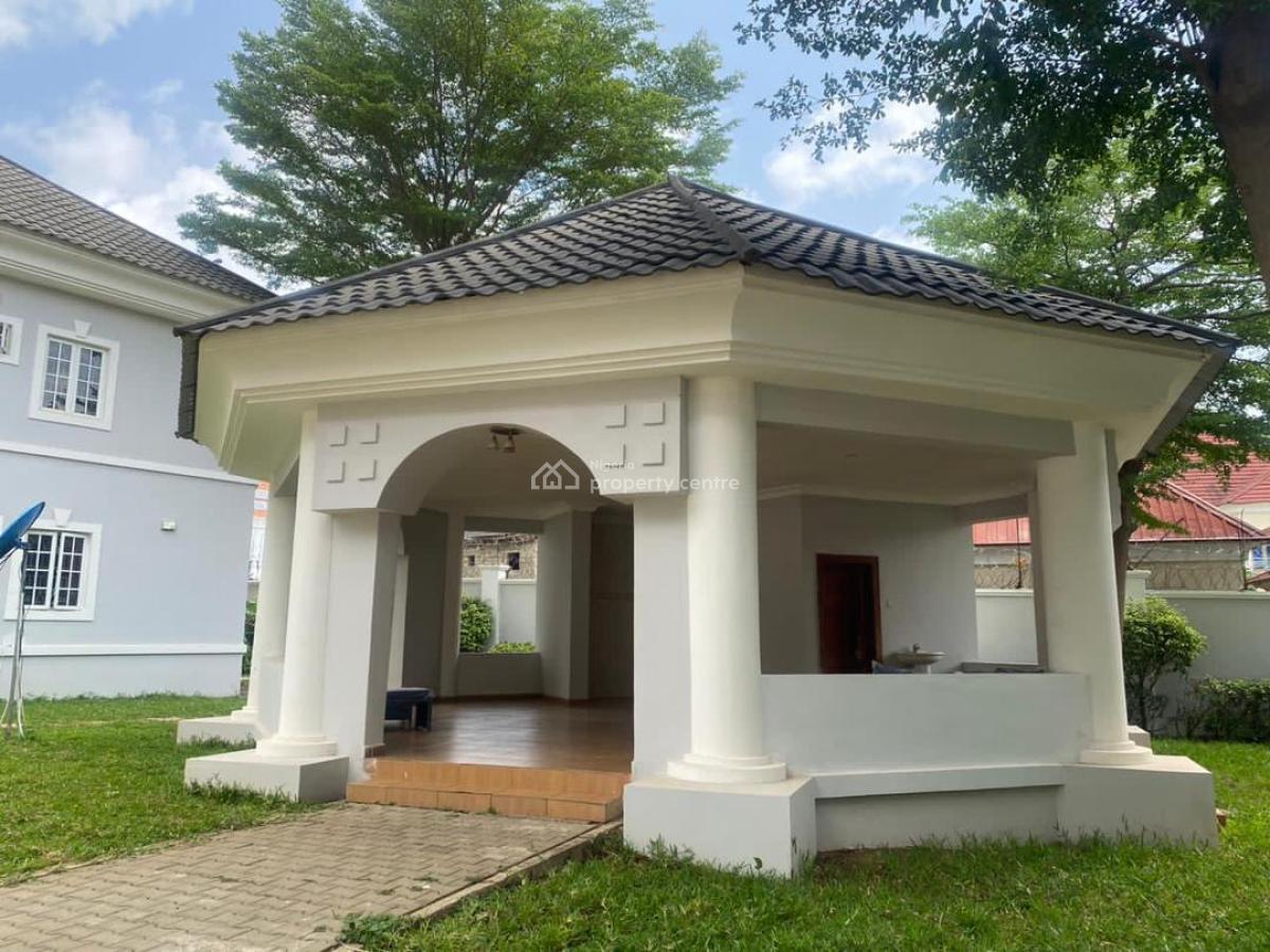 Serviced & Furnished 2 Bedroom (swimming Pool Features), Utako District, Utako, Abuja, Flat / Apartment for Rent