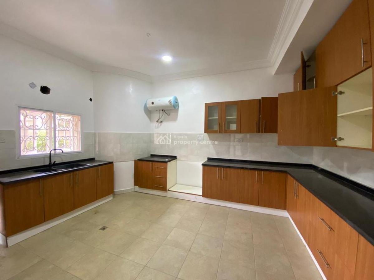 Serviced & Furnished 2 Bedroom (swimming Pool Features), Utako District, Utako, Abuja, Flat / Apartment for Rent
