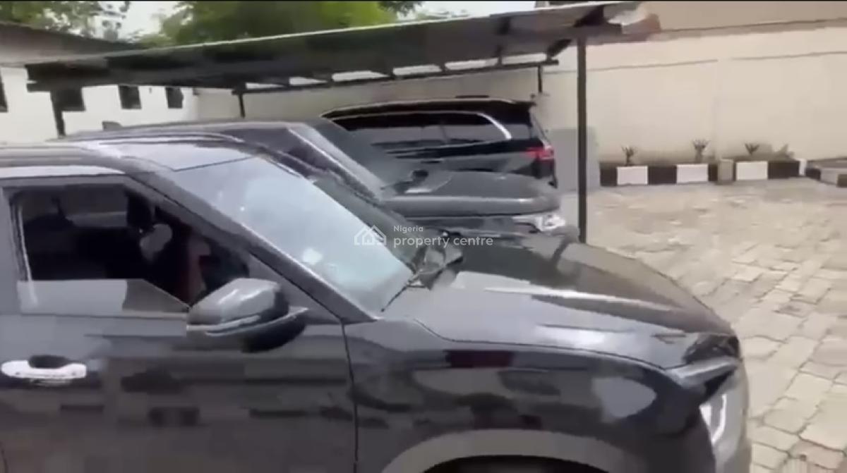 5 Bedroom House with 3-room Bq., Vgc, Lekki, Lagos, Detached Duplex for Rent