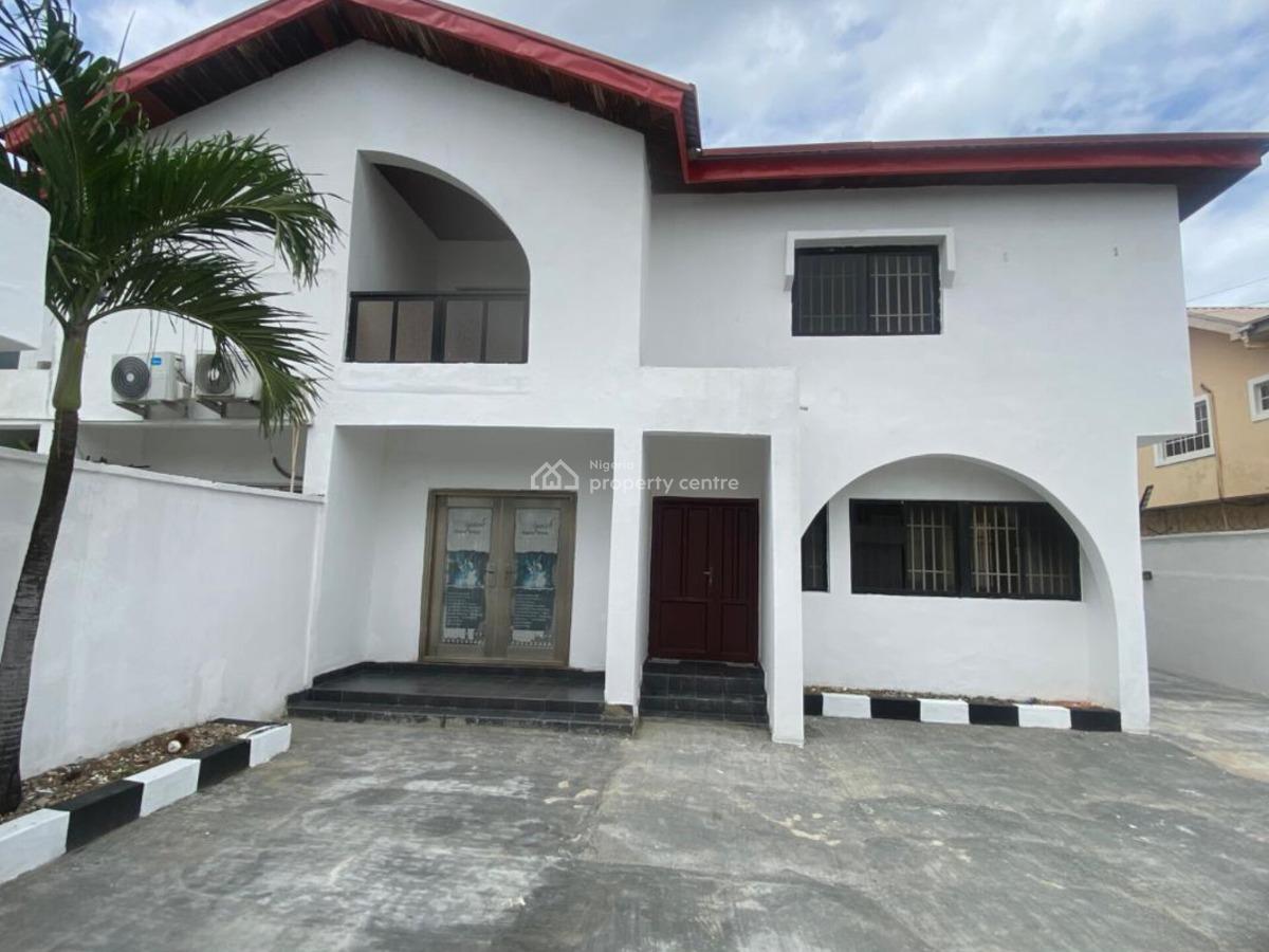 5-bedroom Semi-detached House with 2-room Bq, Lekki Phase 1, Lekki, Lagos, Commercial Property for Rent