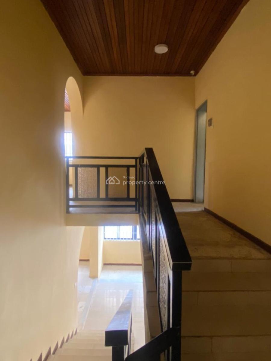 5-bedroom Semi-detached House with 2-room Bq, Lekki Phase 1, Lekki, Lagos, Commercial Property for Rent