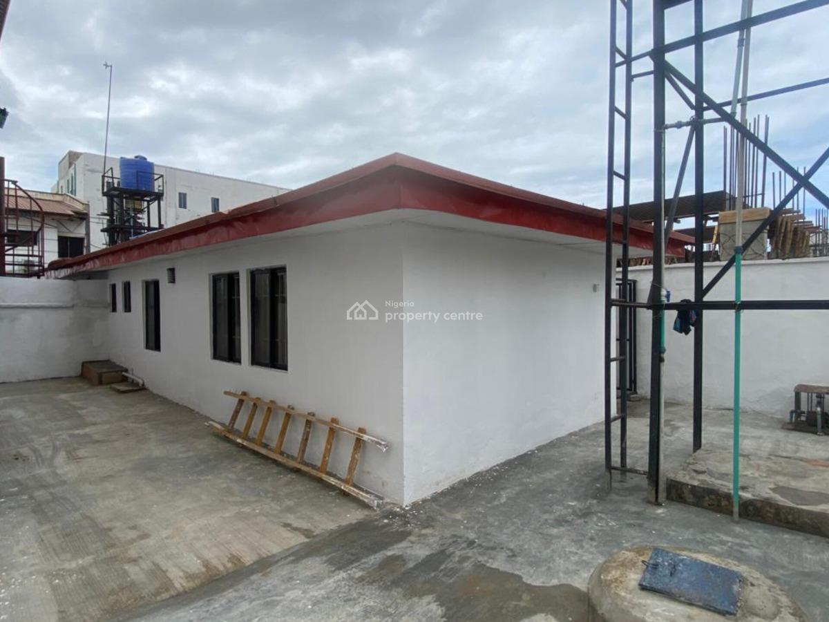 5-bedroom Semi-detached House with 2-room Bq, Lekki Phase 1, Lekki, Lagos, Commercial Property for Rent