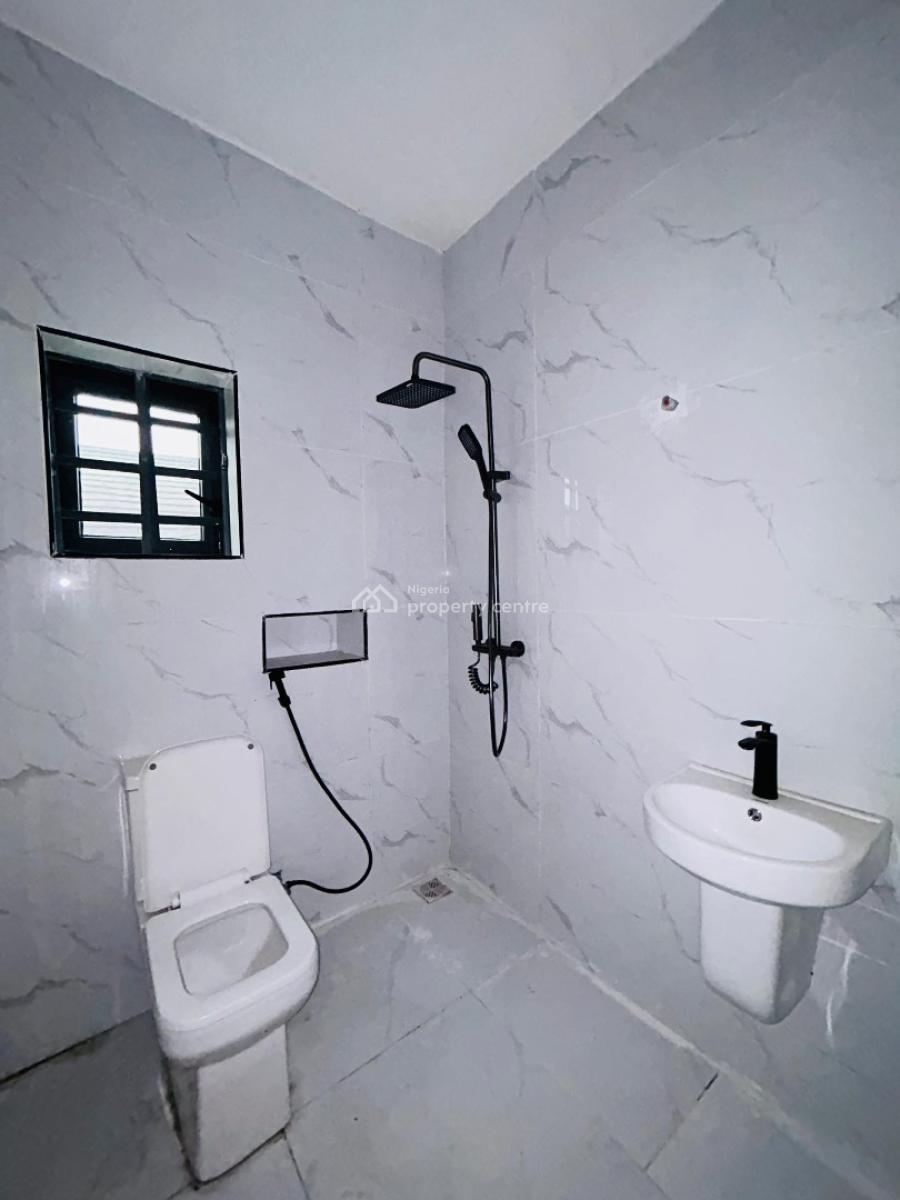 Modestly Finished 3bedroom Apartment in Orchid ,lekki, Orchid ,lekki ,lagos ,nigeria, Lekki, Lagos, Flat / Apartment for Sale