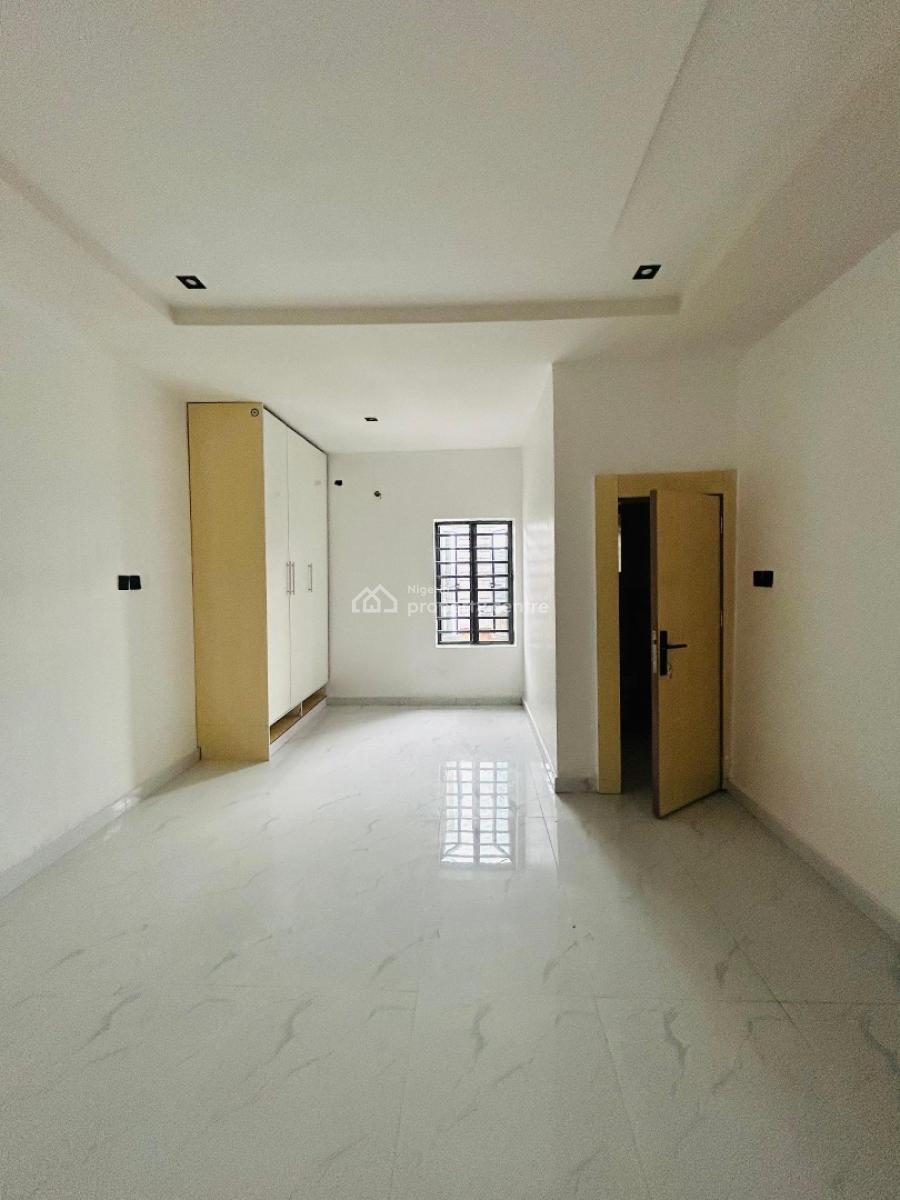 Modestly Finished 3bedroom Apartment in Orchid ,lekki, Orchid ,lekki ,lagos ,nigeria, Lekki, Lagos, Flat / Apartment for Sale