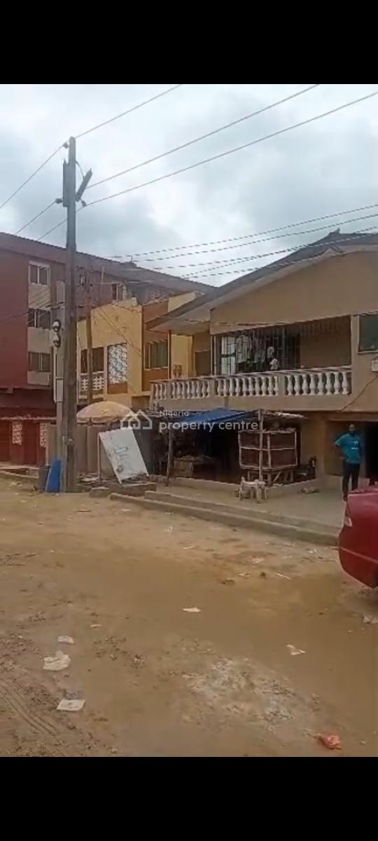 1 Storey-building  in a Prime Location, Adeshina, Surulere, Lagos, Block of Flats for Sale