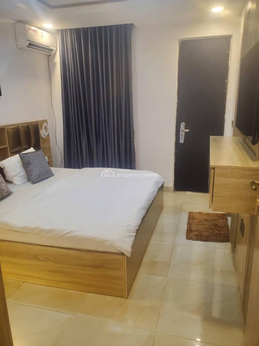 Elite 1-bedroom Apartment with Refined Interiors, 15minutee Drive to International Airport, Ikeja, Lagos, Flat / Apartment Short Let