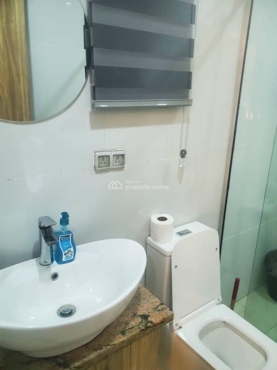 Elite 1-bedroom Apartment with Refined Interiors, 15minutee Drive to International Airport, Ikeja, Lagos, Flat / Apartment Short Let
