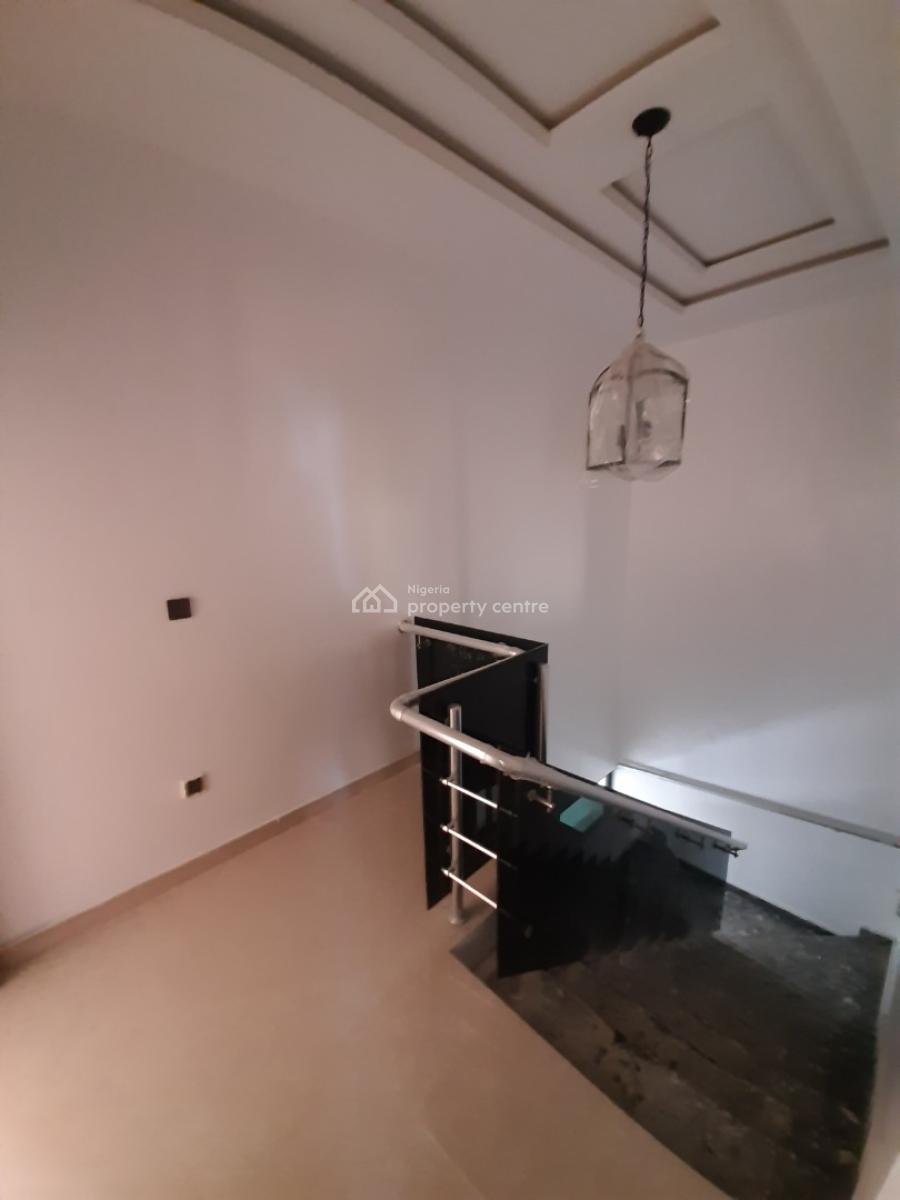 Tastefully Finished and Serviced with 24/7 Power Supply 4 Bedroom En-s, Lekki Phase 1, Lekki, Lagos, Terraced Duplex for Rent