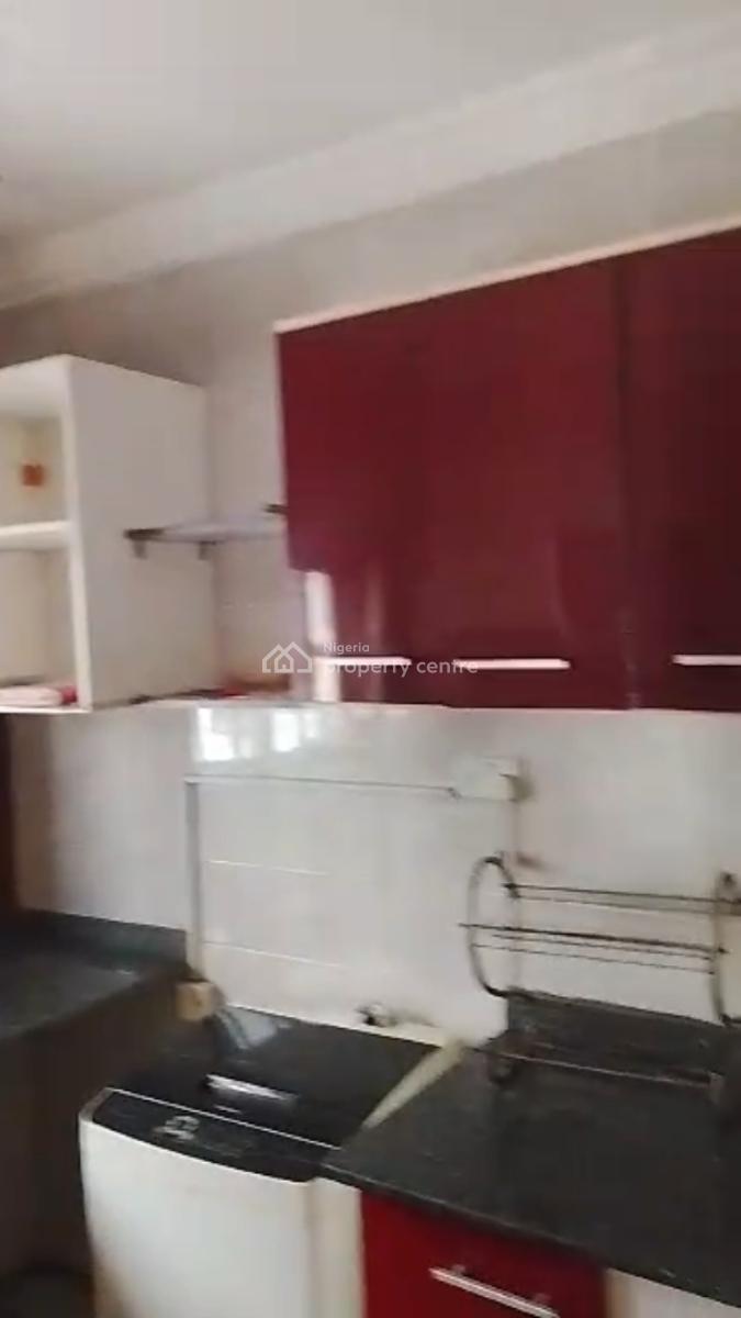 Executive Spacious 3 Bedroom Apartment with Servant Quarters, Shonibare Estate, Ikeja Gra, Ikeja, Lagos, Flat / Apartment for Rent