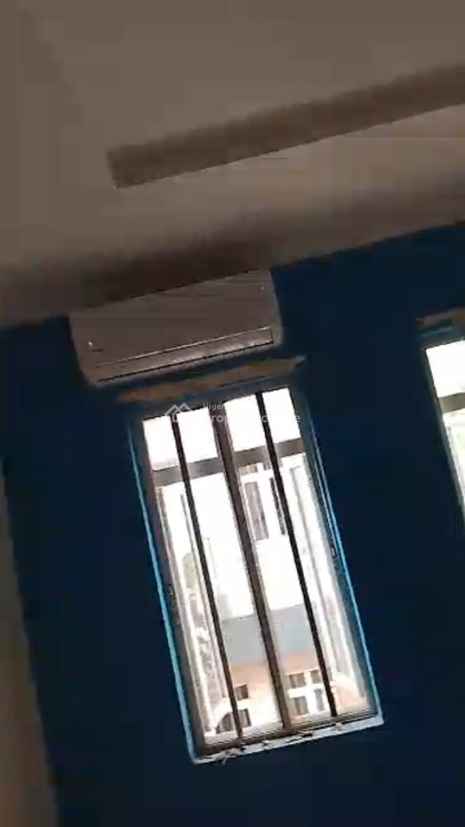 Executive Spacious 3 Bedroom Apartment with Servant Quarters, Shonibare Estate, Ikeja Gra, Ikeja, Lagos, Flat / Apartment for Rent