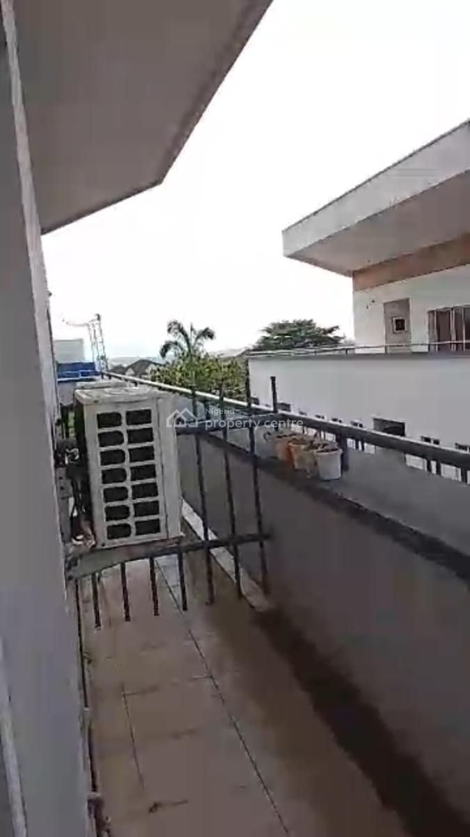 Executive Spacious 3 Bedroom Apartment with Servant Quarters, Shonibare Estate, Ikeja Gra, Ikeja, Lagos, Flat / Apartment for Rent