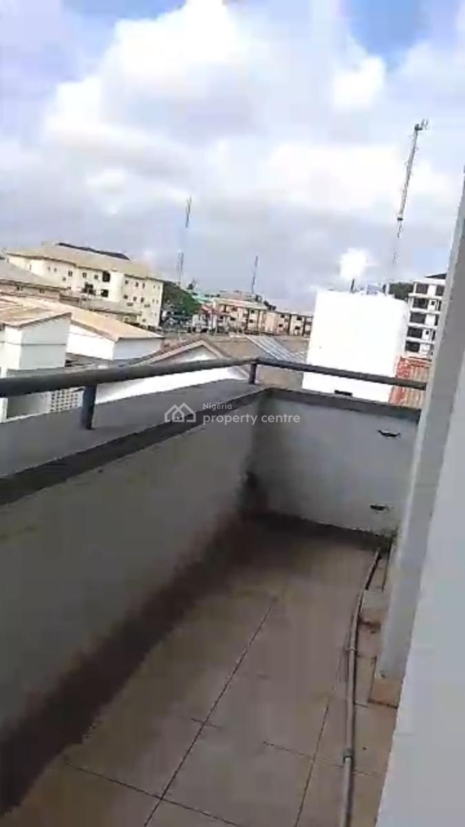 Executive Spacious 3 Bedroom Apartment with Servant Quarters, Shonibare Estate, Ikeja Gra, Ikeja, Lagos, Flat / Apartment for Rent