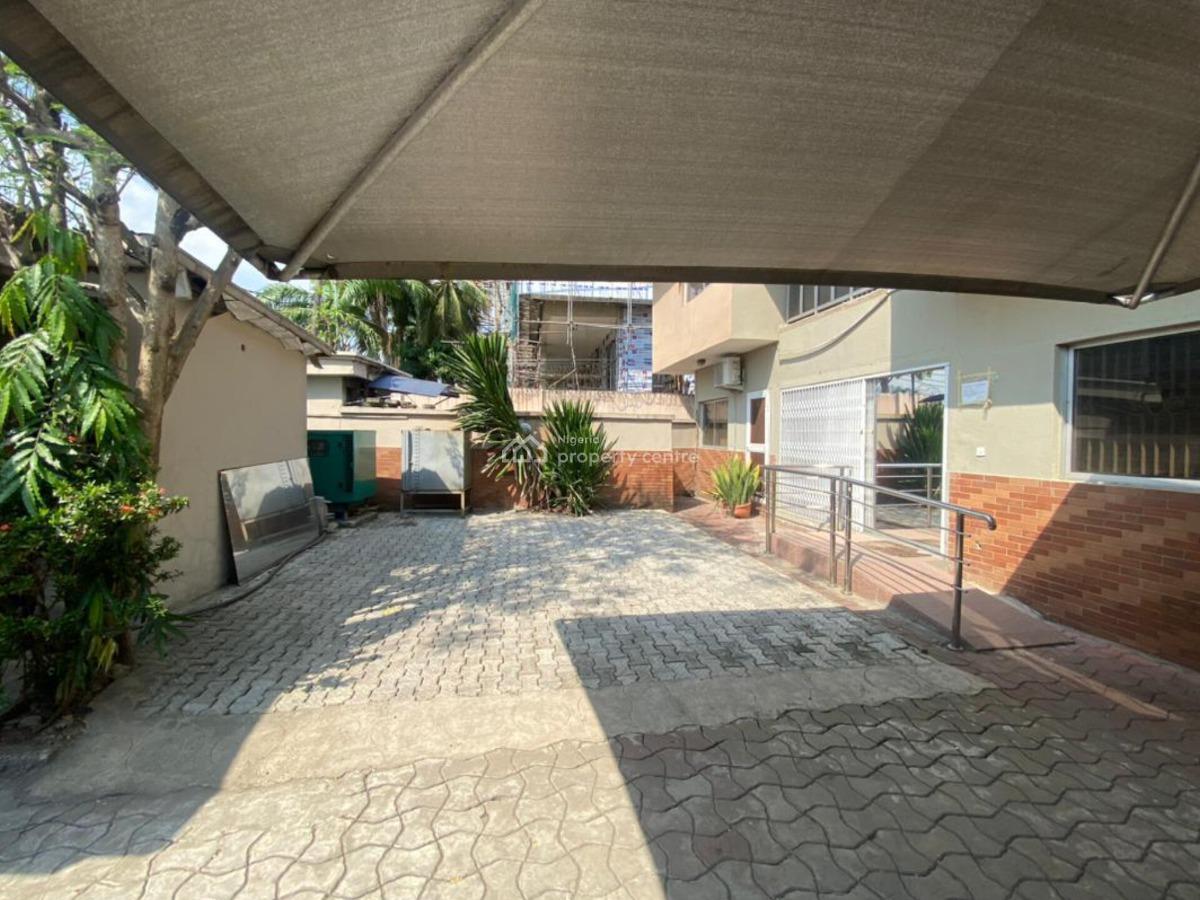 5-bedroom Semi-detached House with a  Bq and 5 Car Parking Space Vi, Victoria Island (vi ) , Lagos, Victoria Island (vi), Lagos, Detached Duplex for Rent
