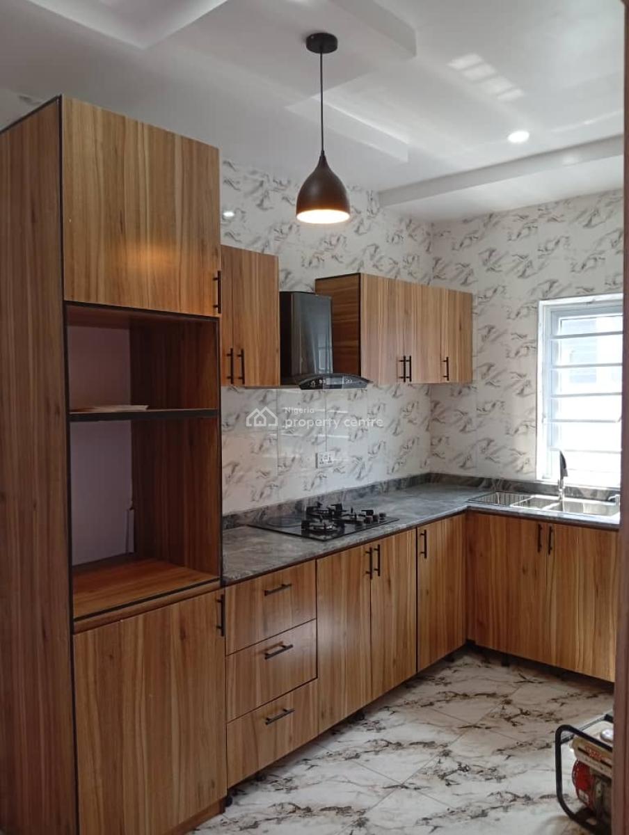 Luxurious 2 Bedroom Apartment, Barracuda Beach Road, Abraham Adesanya Estate, Ajah, Lagos, Flat / Apartment for Rent