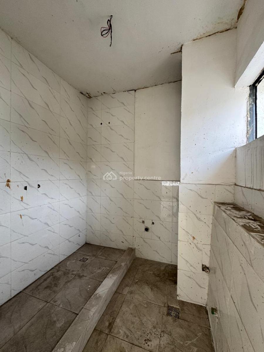 Lovely 3 Bedroom Apartment with Bq in a Secured Gated Community, Anthony, Maryland, Lagos, Flat / Apartment for Sale