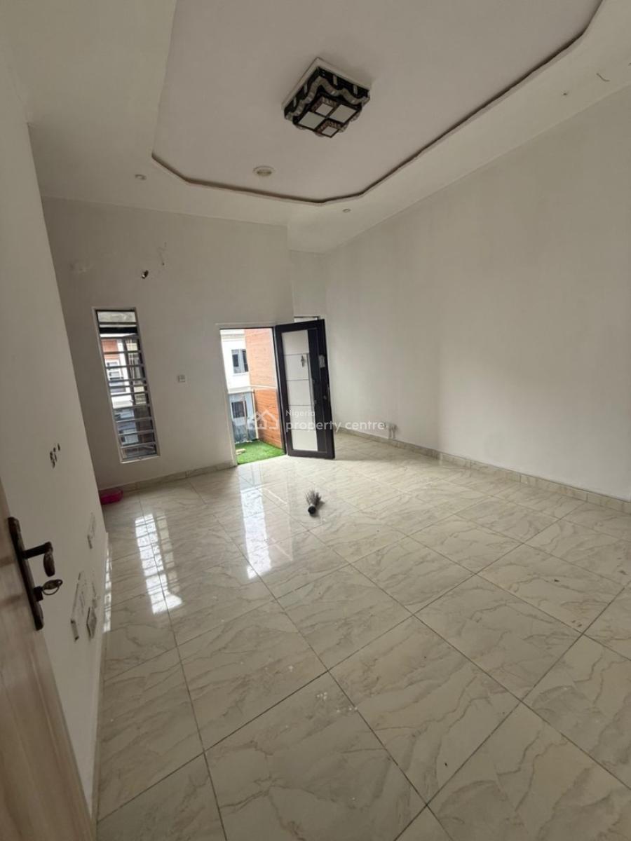 Standard and Massive Master Bedroom in a Duplex Shared Apartment, Orchid Road Lekki Lagos, Lekki, Lagos, Self Contain (single Rooms) for Rent