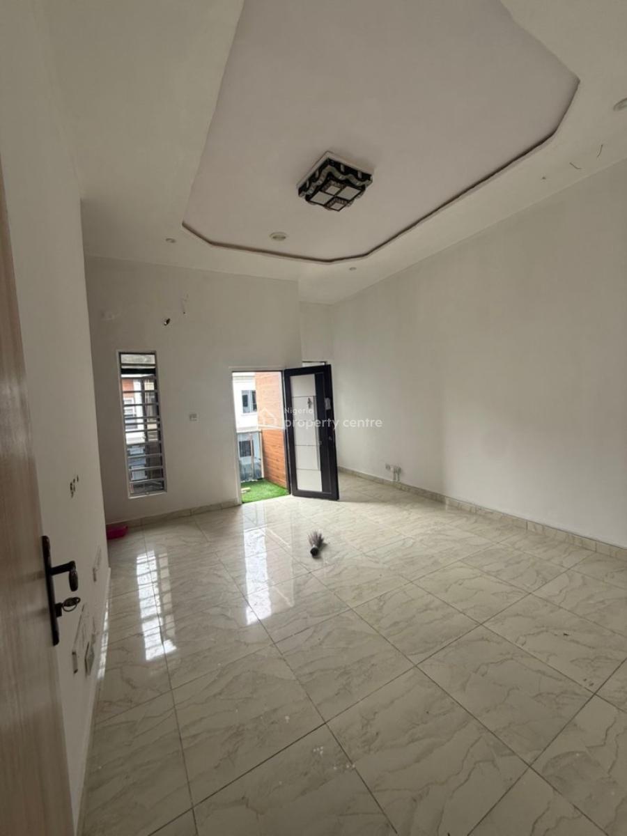 Standard and Massive Master Bedroom in a Duplex Shared Apartment, Orchid Road Lekki Lagos, Lekki, Lagos, Self Contain (single Rooms) for Rent