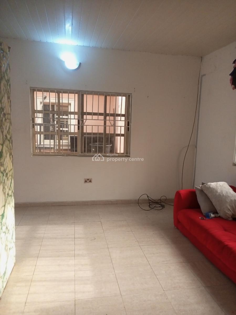 One Bedroom Apartment, Off Adewunmi Adebimpe Street, Lekki Phase 1, Lekki, Lagos, Flat / Apartment for Rent