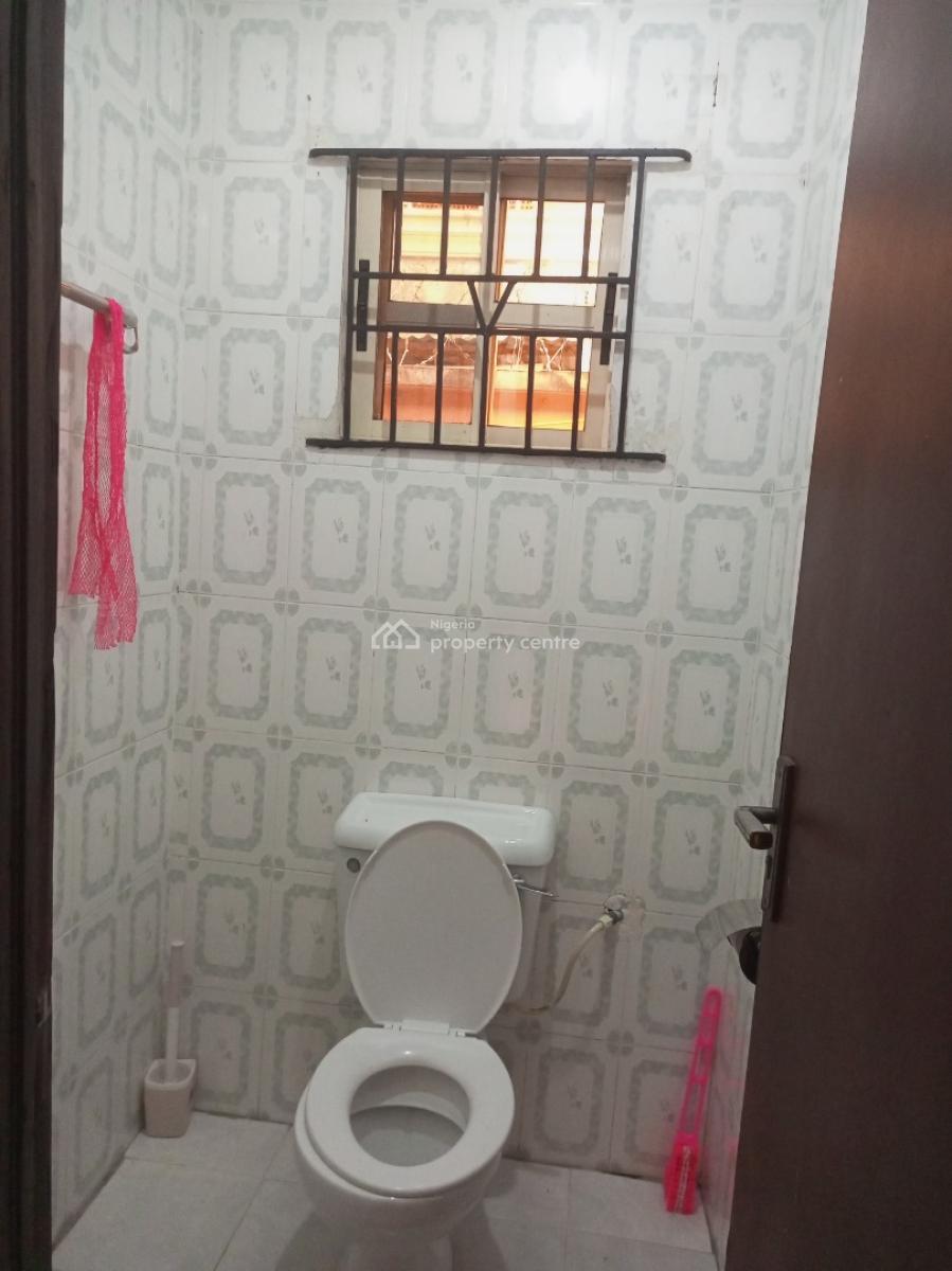 One Bedroom Apartment, Off Adewunmi Adebimpe Street, Lekki Phase 1, Lekki, Lagos, Flat / Apartment for Rent