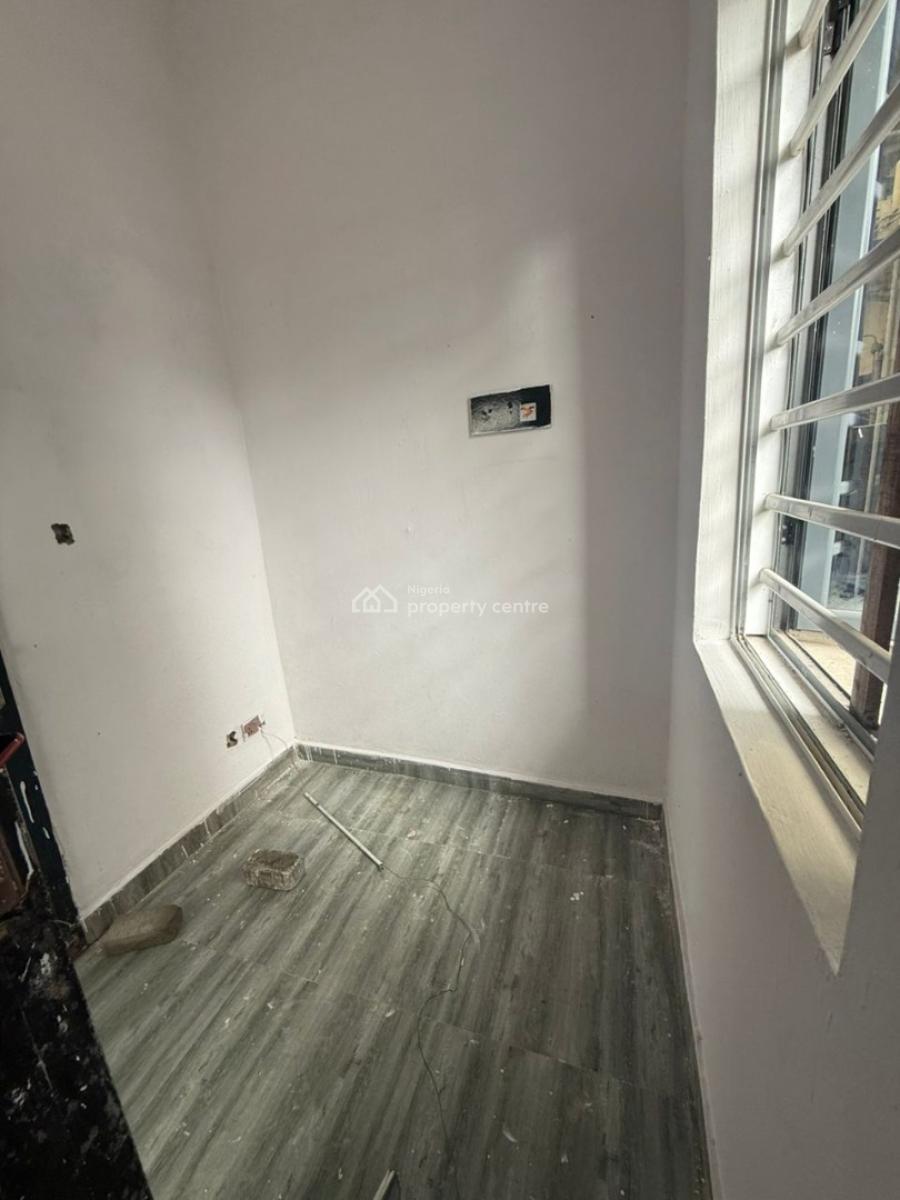 Serviced Bq, Royal Pine, Orchid Rd, Lekki, Lagos, Flat / Apartment for Rent