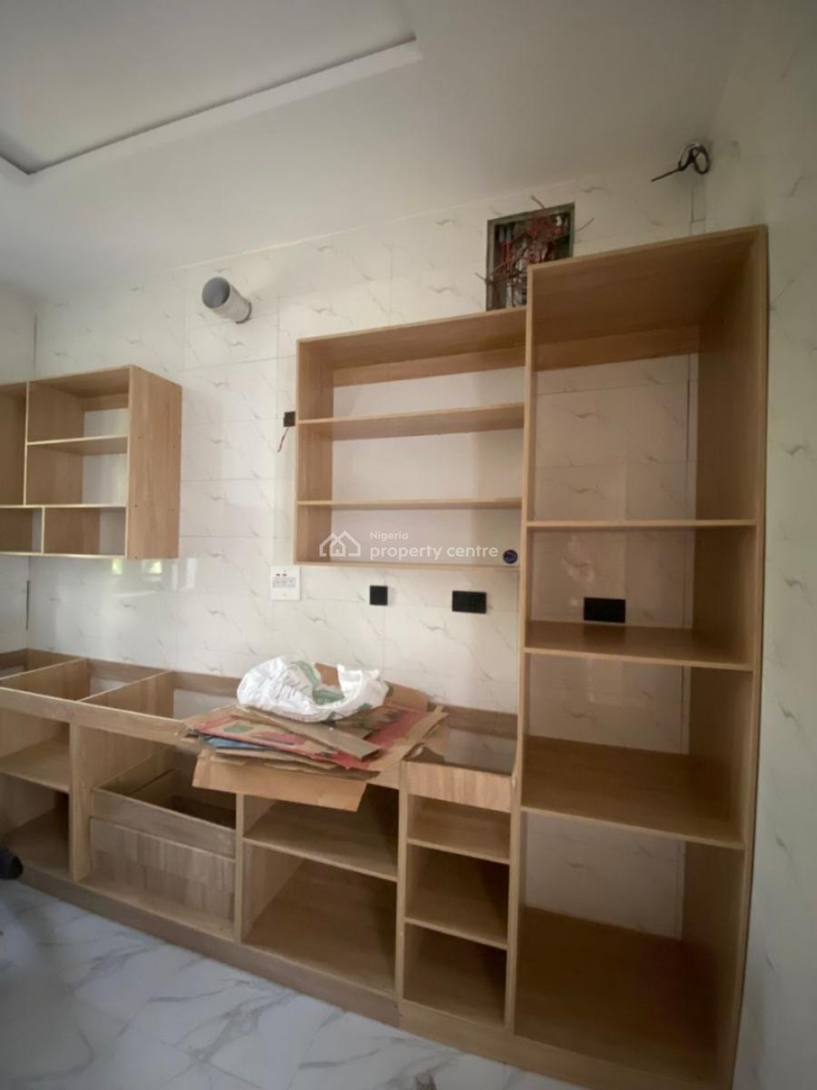 a Lovely  4 Bedroom Terrace Duplex in a Secure Estate, Sangotedo, Ajah, Lagos, Terraced Duplex for Sale