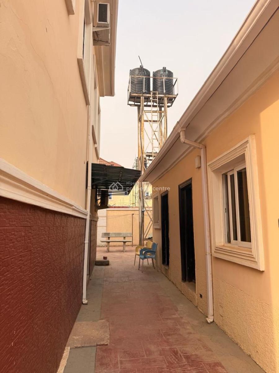 5 Bedrooms Duplex 2 Living +bq, Guzape District, Abuja, Detached Duplex for Sale