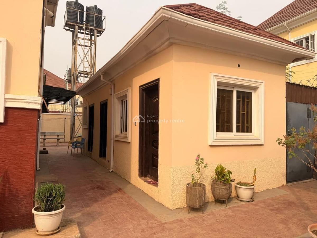 5 Bedrooms Duplex 2 Living +bq, Guzape District, Abuja, Detached Duplex for Sale