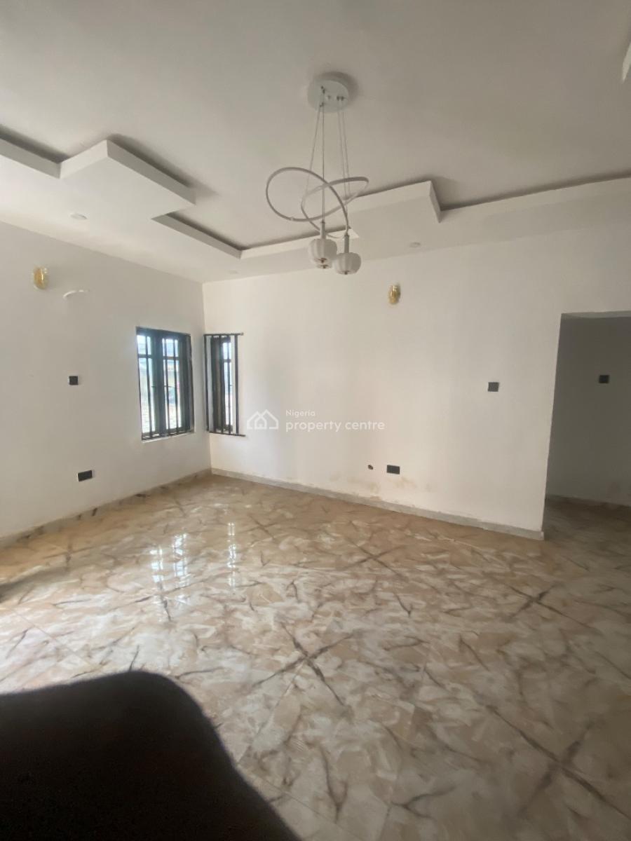 a Lovely 3 Bedroom Apartment, Willtop Estate , Omitoro, Ikorodu, Lagos, Flat / Apartment for Rent