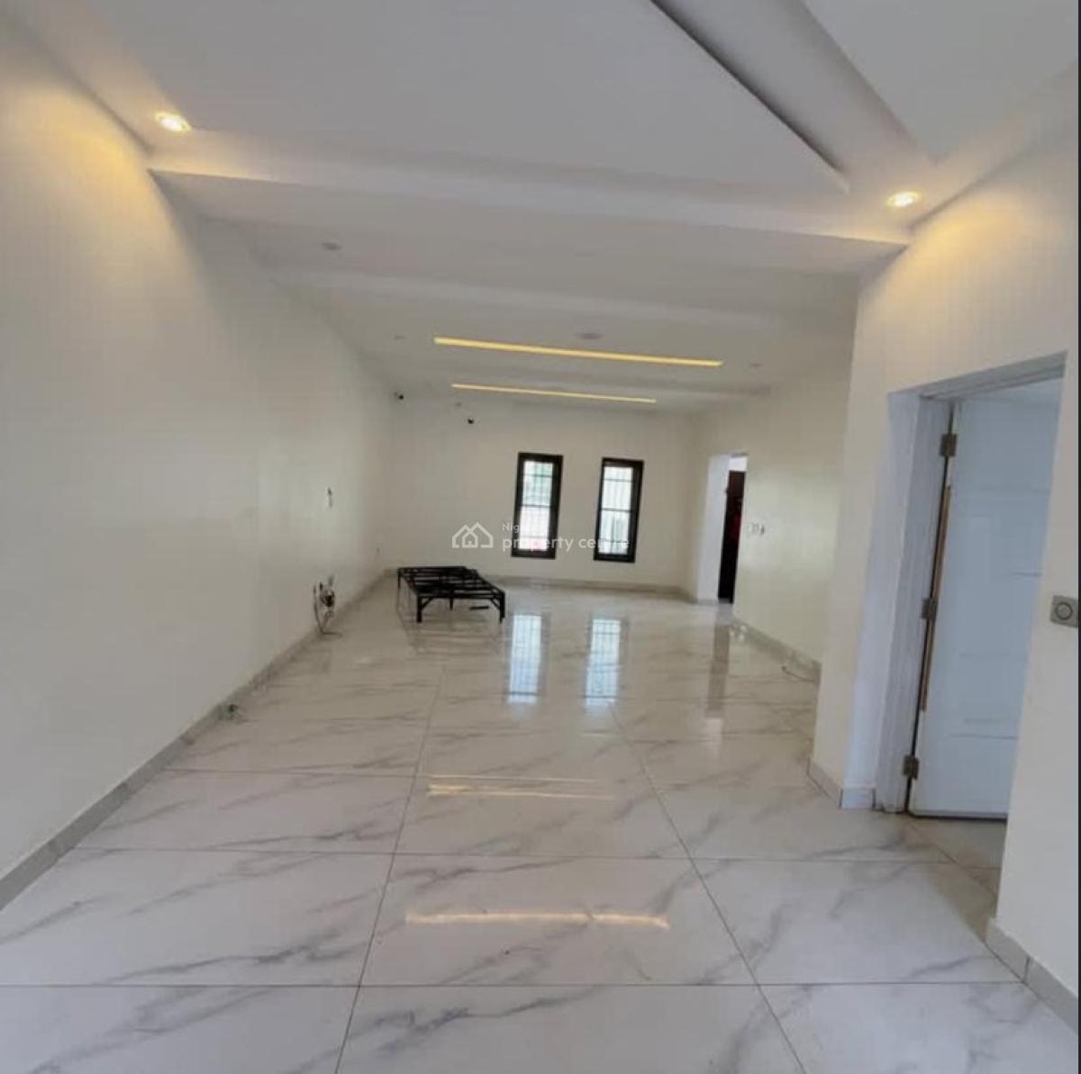 Newly Built 4 Bedrooms Terrace with a Fitted Kitchen and Bq, Guzape District, Abuja, Terraced Duplex for Rent