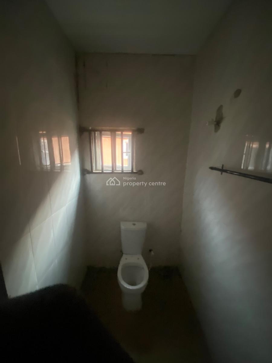 a Clean and Neat 2 Bedroom Pop, Willtop Estate , Omitoro, Ikorodu, Lagos, Flat / Apartment for Rent