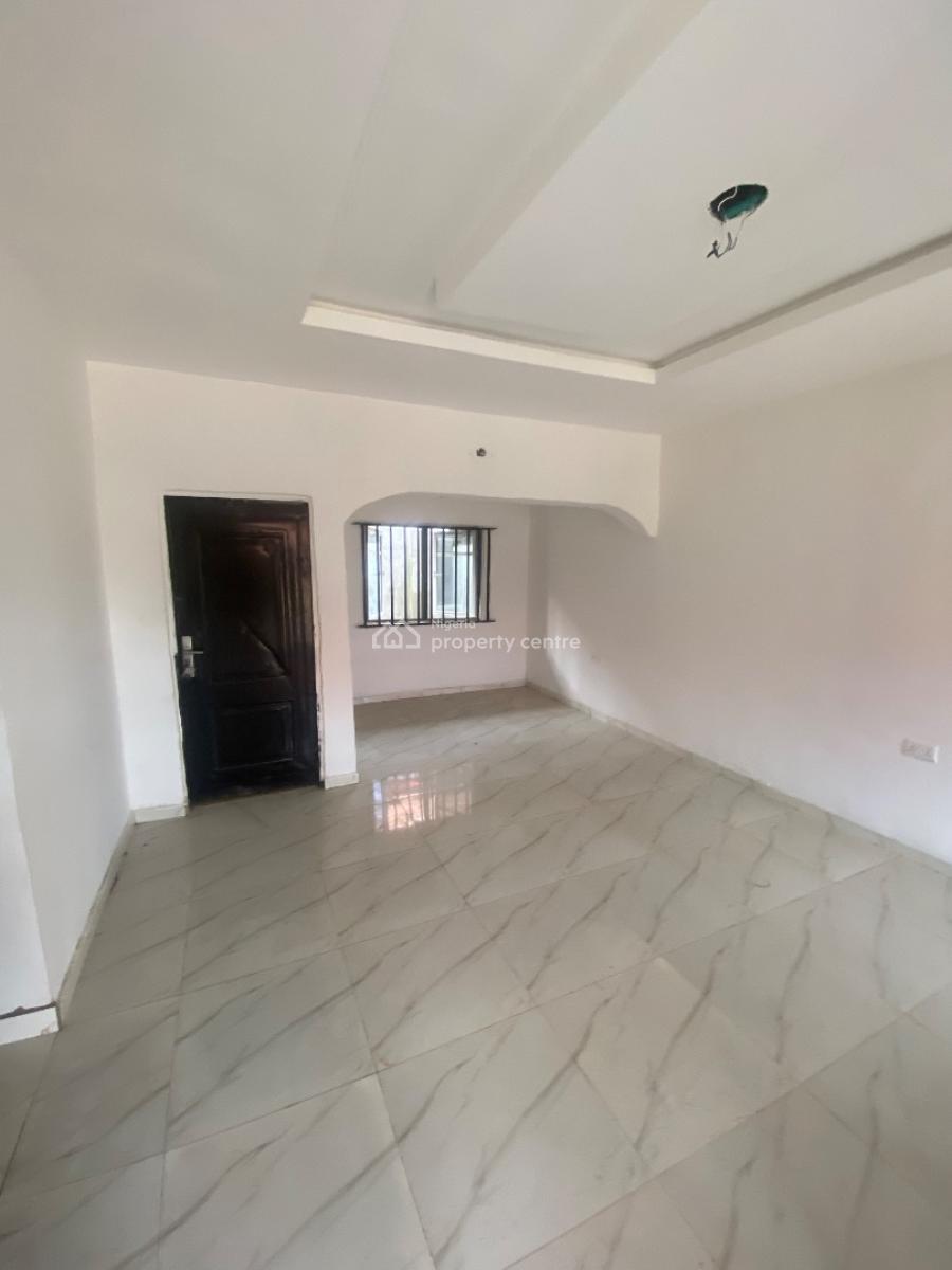 a Clean and Neat 2 Bedroom Pop, Willtop Estate , Omitoro, Ikorodu, Lagos, Flat / Apartment for Rent