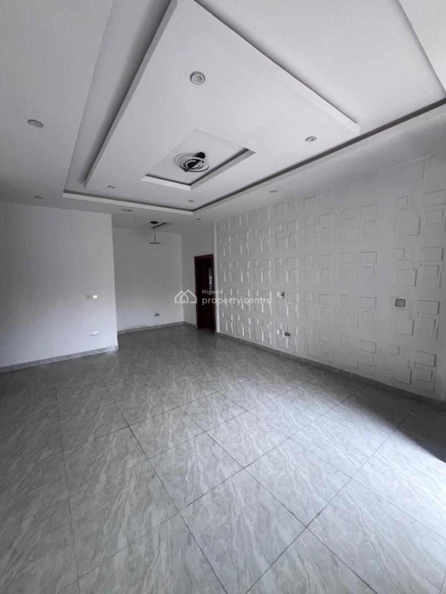 a Very Nice 3-bedroom Apartment, U 3 Estate  Lekki Right Lagos, Lekki Phase 1, Lekki, Lagos, Flat / Apartment for Rent
