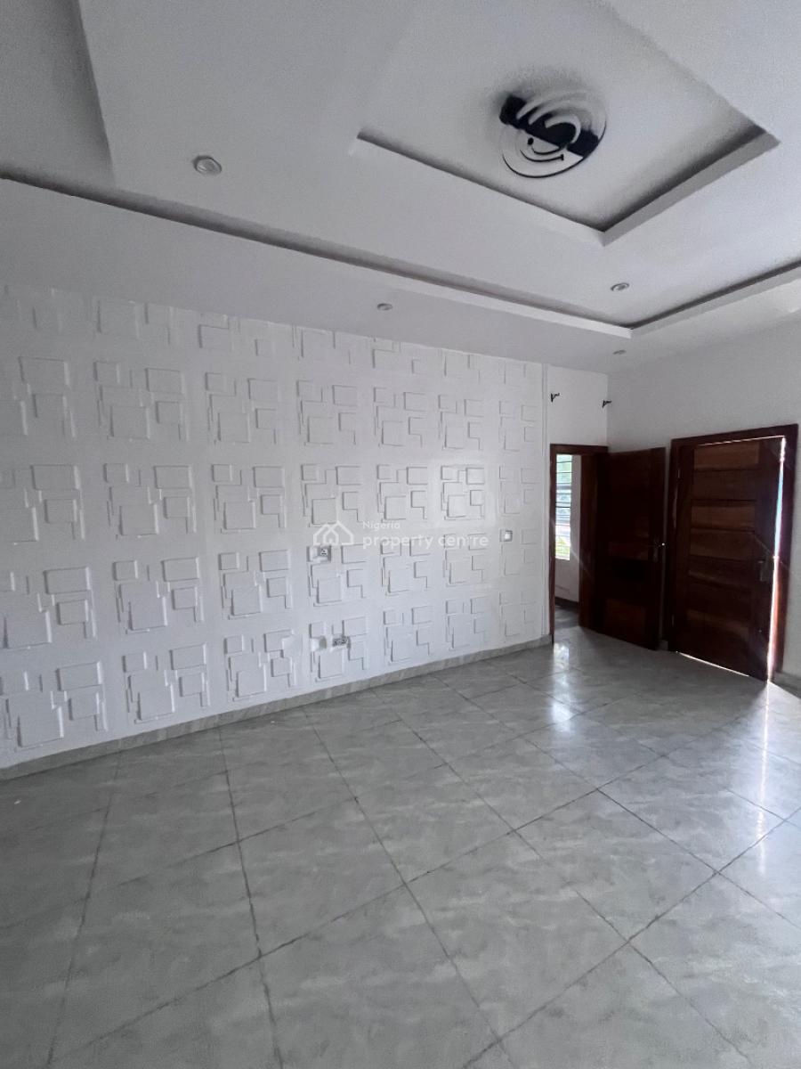 a Very Nice 3-bedroom Apartment, U 3 Estate  Lekki Right Lagos, Lekki Phase 1, Lekki, Lagos, Flat / Apartment for Rent
