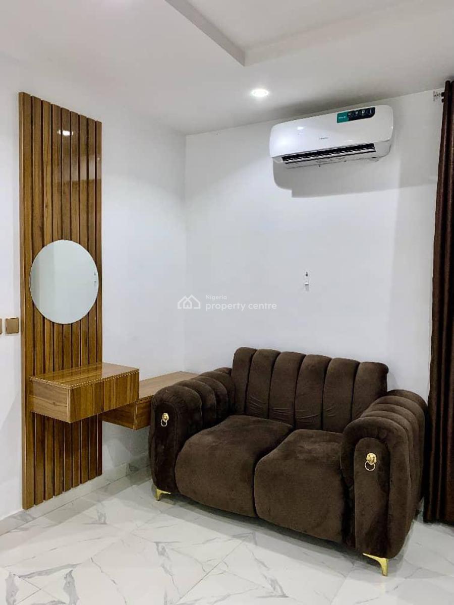 a Well Furnished Luxurious 4 Bedroom Duplex, De Castle Max Estate, Lekki, Lagos, Semi-detached Duplex for Rent
