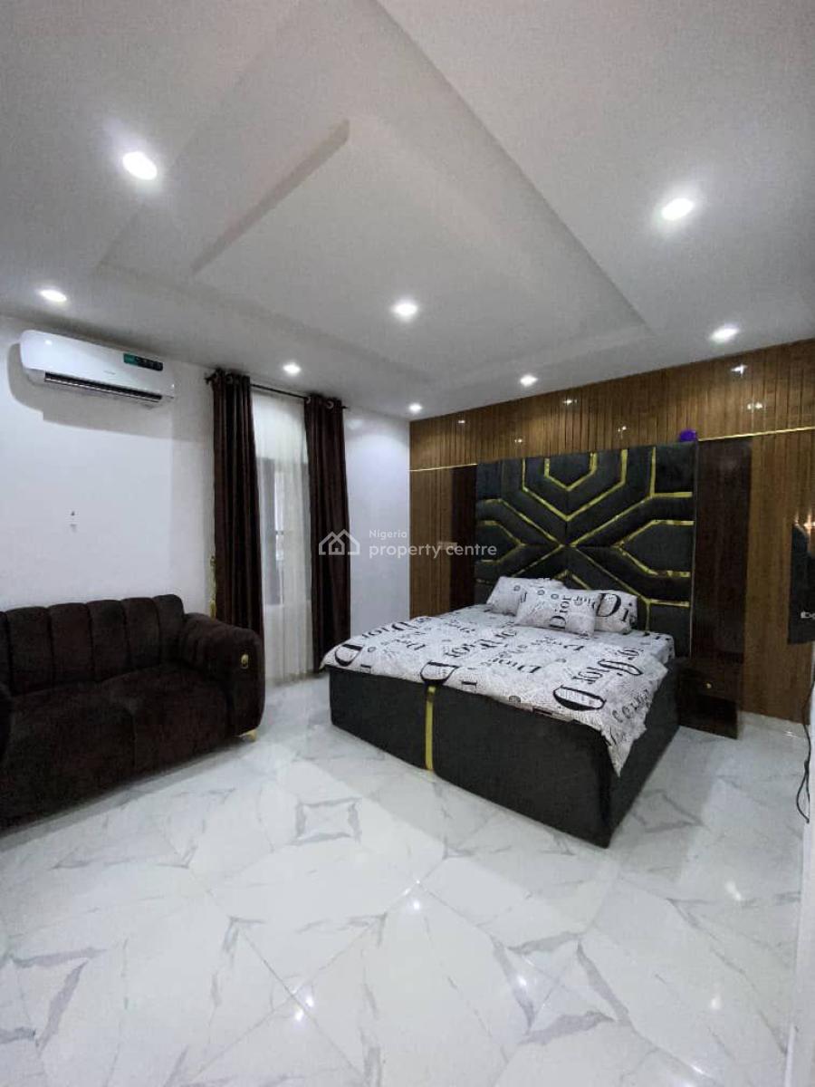 a Well Furnished Luxurious 4 Bedroom Duplex, De Castle Max Estate, Lekki, Lagos, Semi-detached Duplex for Rent