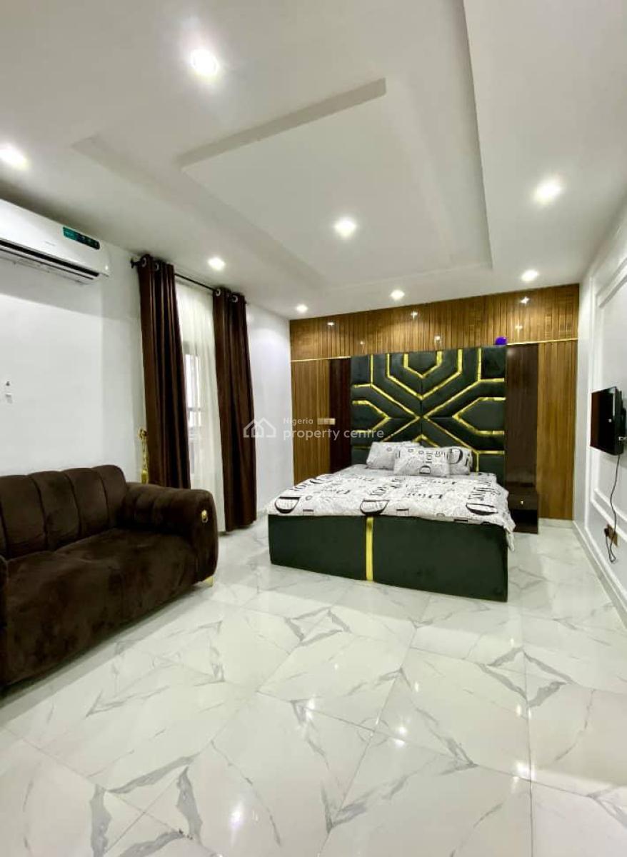 a Well Furnished Luxurious 4 Bedroom Duplex, De Castle Max Estate, Lekki, Lagos, Semi-detached Duplex for Rent