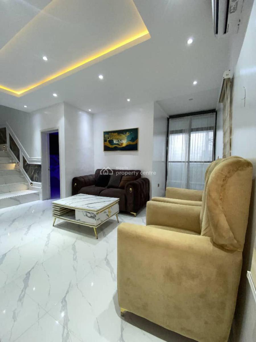 a Well Furnished Luxurious 4 Bedroom Duplex, De Castle Max Estate, Lekki, Lagos, Semi-detached Duplex for Rent