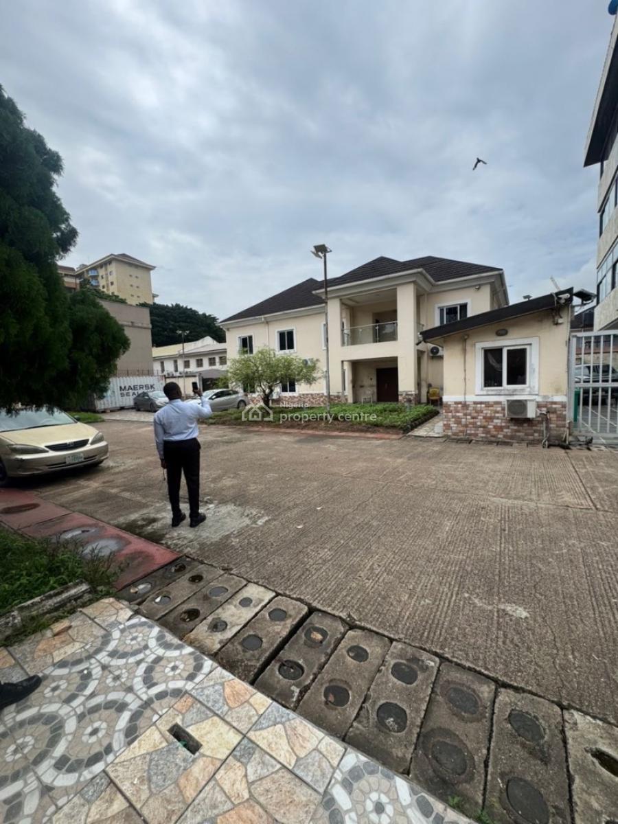 4 Bedroom Detached House with 2 Room Bq and Swimming Pool, Ikoyi Club, Ikoyi, Lagos, Detached Duplex for Rent