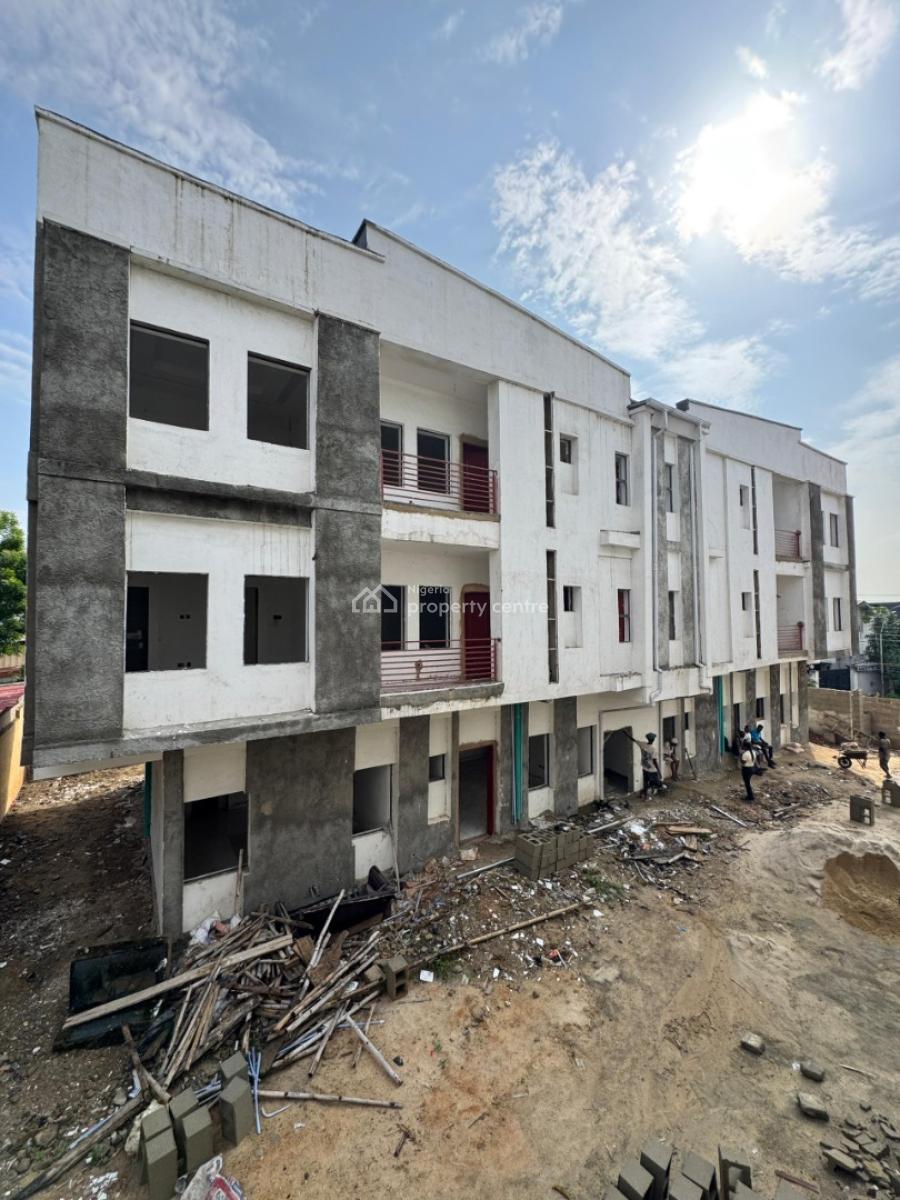 Lovely 3 Bedroom Apartment with Bq in a Secured Gated Community., Anthony, Maryland, Lagos, Flat / Apartment for Sale