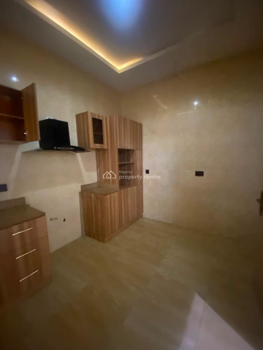 3 Bedroom Apartment, Lekki Phase 1, Lekki, Lagos, Flat / Apartment for Rent