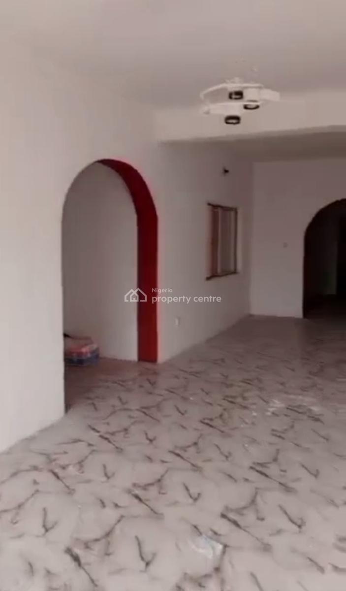 Lovely Newly Renovated 3 Bedroom Apartment, Adekunle, Ebute Metta East, Yaba, Lagos, Flat / Apartment for Rent