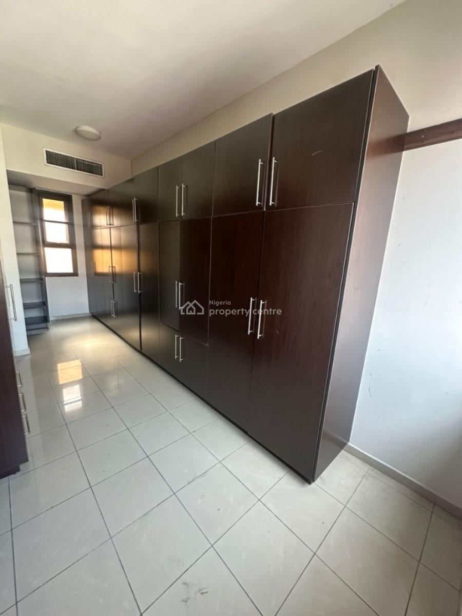 Serviced Four Bedroom Penthouse with One Room Bq, Ocean Parade, Banana Island, Ikoyi, Lagos, Flat / Apartment for Rent
