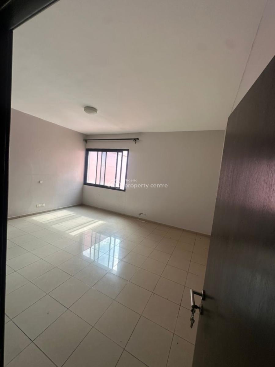Serviced Four Bedroom Penthouse with One Room Bq, Ocean Parade, Banana Island, Ikoyi, Lagos, Flat / Apartment for Rent