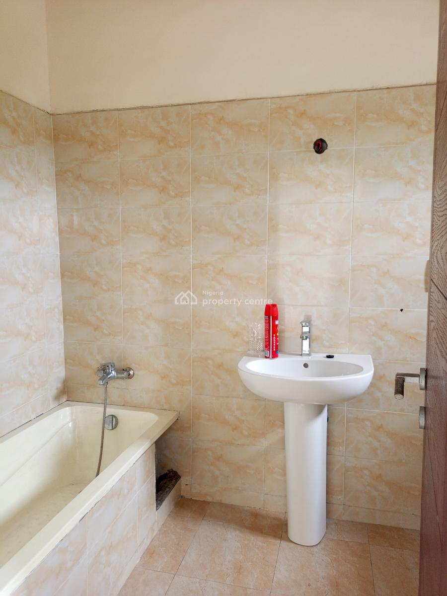 3 Bedroom Terrace with Bq, Creek Haven Estate, Lekki, Lagos, Flat / Apartment for Rent