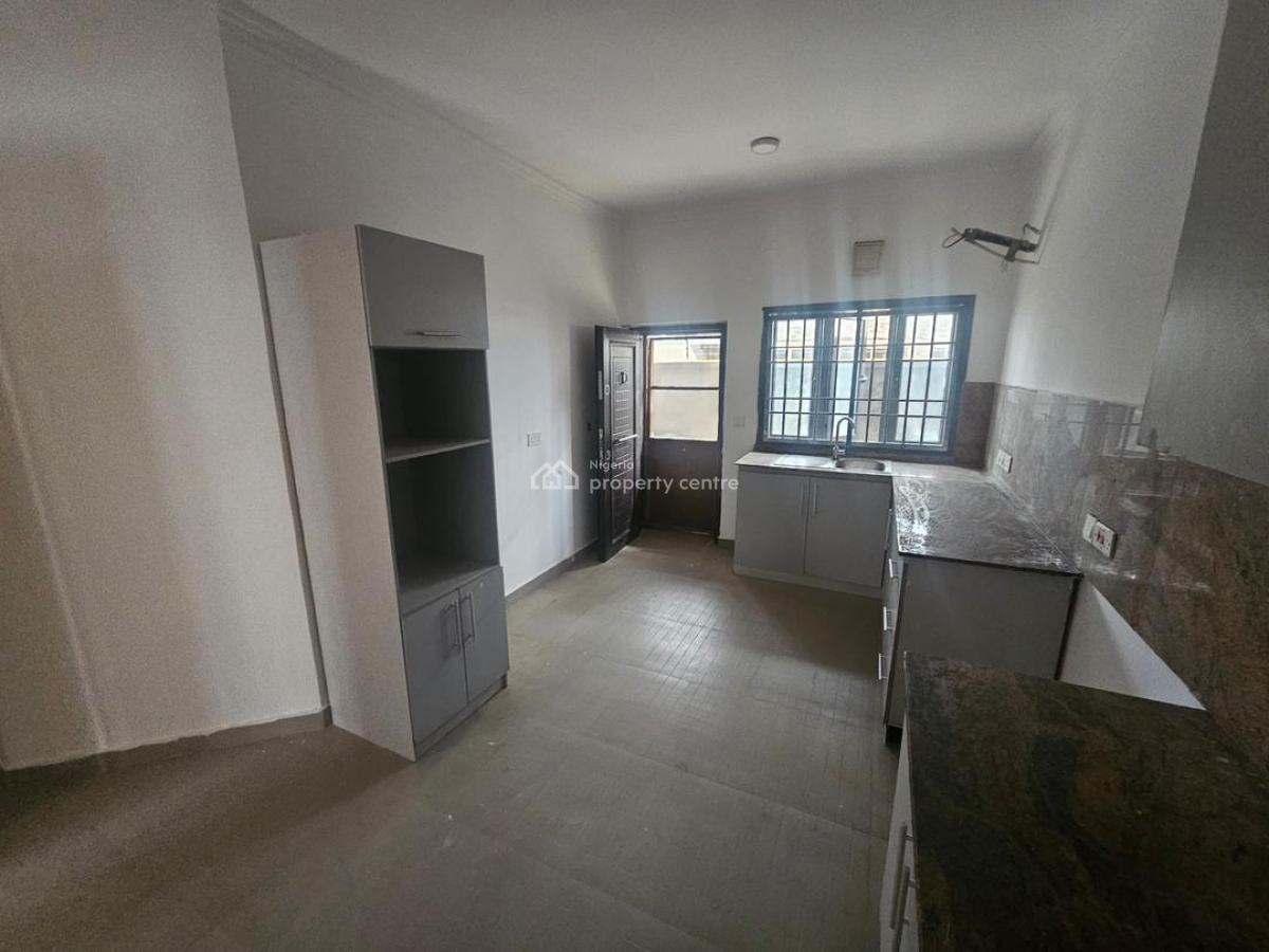 Neat 3 Bedroom Terrace Duplex with Bq, Chevron, Lekki, Lagos, Terraced Duplex for Rent